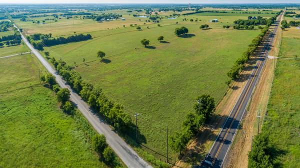 Professional aerial photography showcasing an attractive DFW area vista by drone.